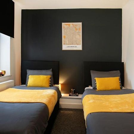 Spacious 2 Bedroom Apartments - 5 Mins From Qmc, Universities And City Centre! Nottingham Exterior foto